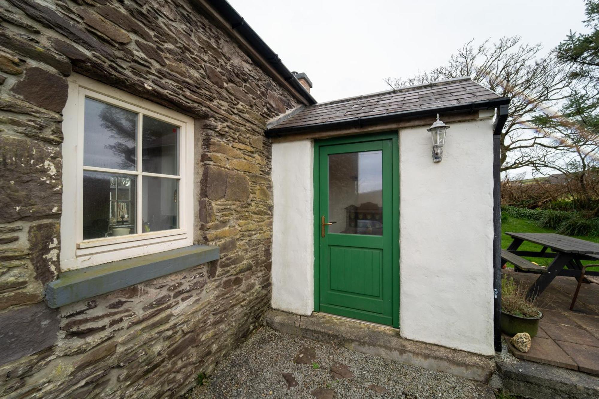 Brosnan'S Cottage Дингл Экстерьер фото